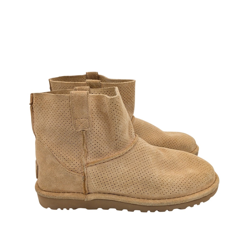 UGG Classic Unlined Mini Perf 1016852 Tan Perforated Suede Ankle Boots Womens 7